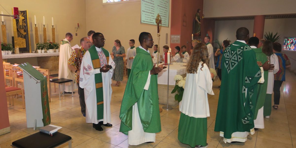Gloria in der Afrikanischen Messe